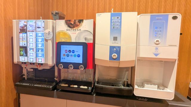モフ動物カフェららぽーと福岡：ドリンクバー