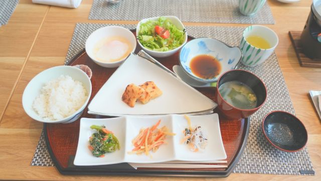 ガーデンテラス佐賀朝食：和食